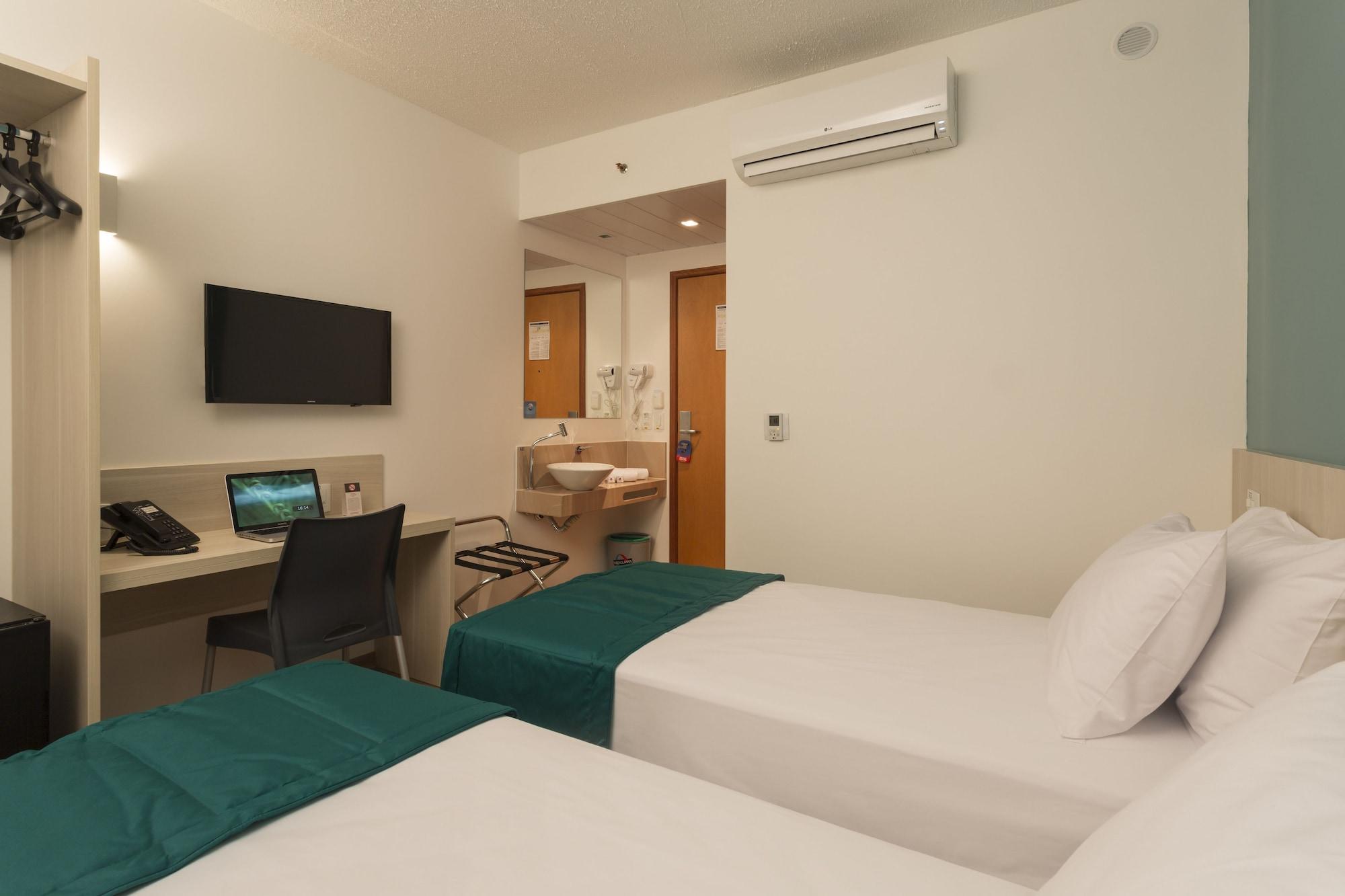 Go Inn Vitória Extérieur photo