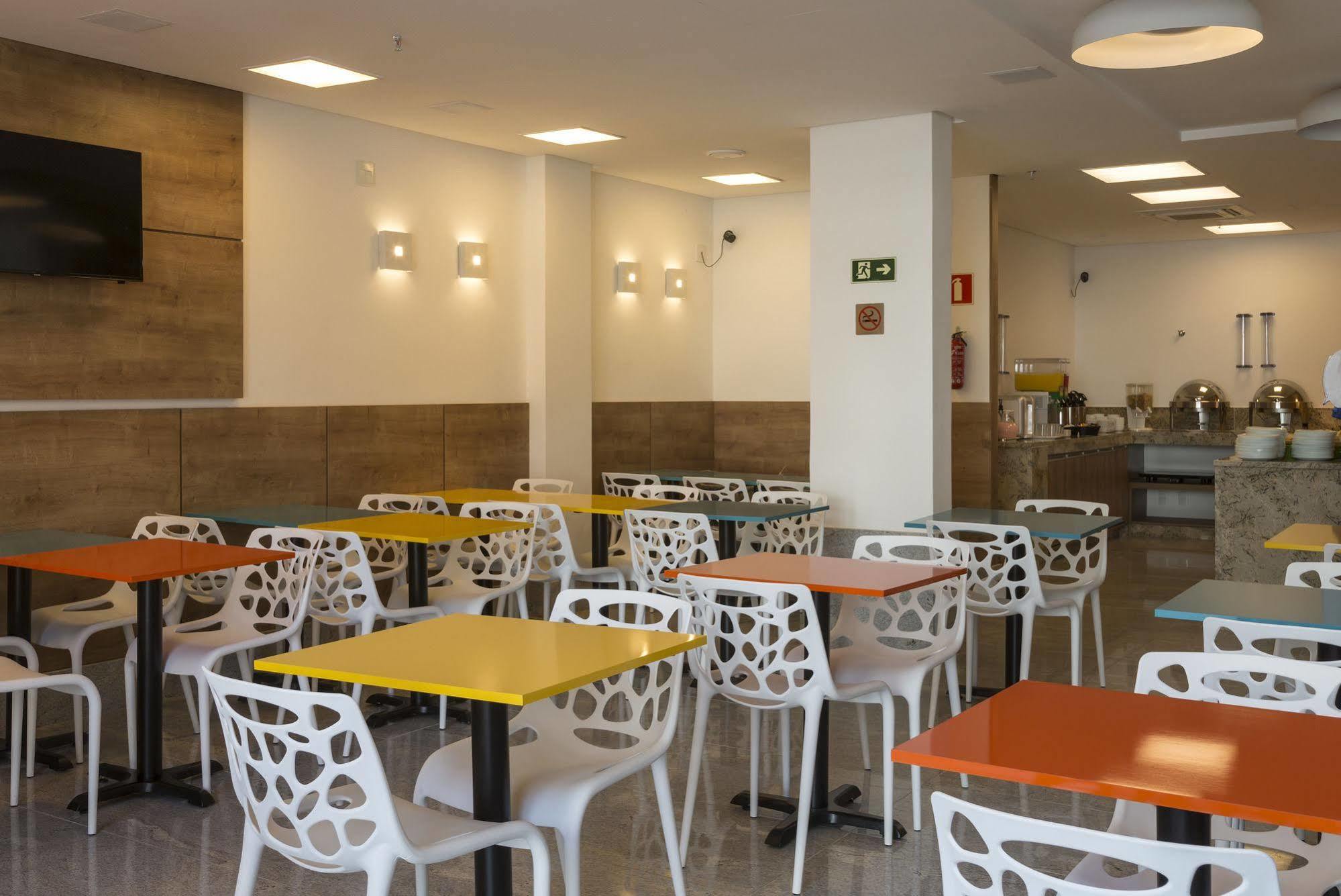Go Inn Vitória Extérieur photo